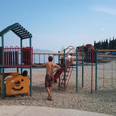 In With Air Condition, Wifi Ičići