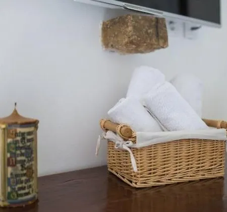 In With Air Condition, Wifi Apartment